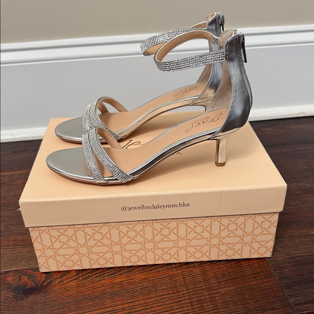 Badgley Mischka Metallic Silver Heels